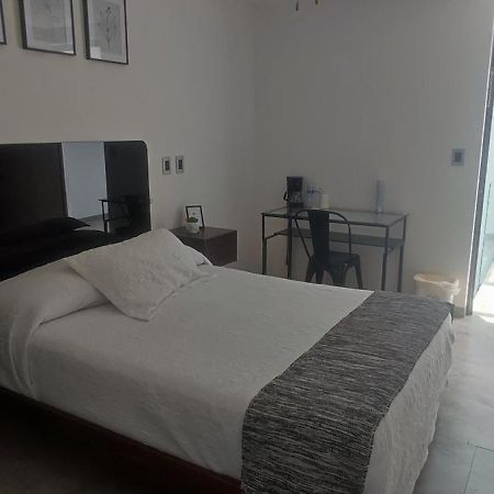 Отель La Casa Mia Леон Экстерьер фото